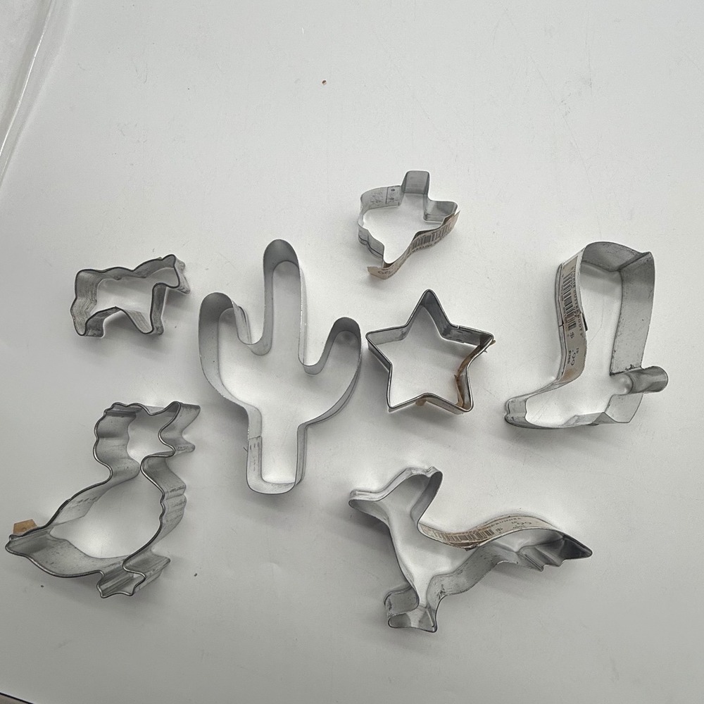 Vintage Western Texas Cookie Cutter Lot Boot Star Roadrunner Cactus Horse Duck